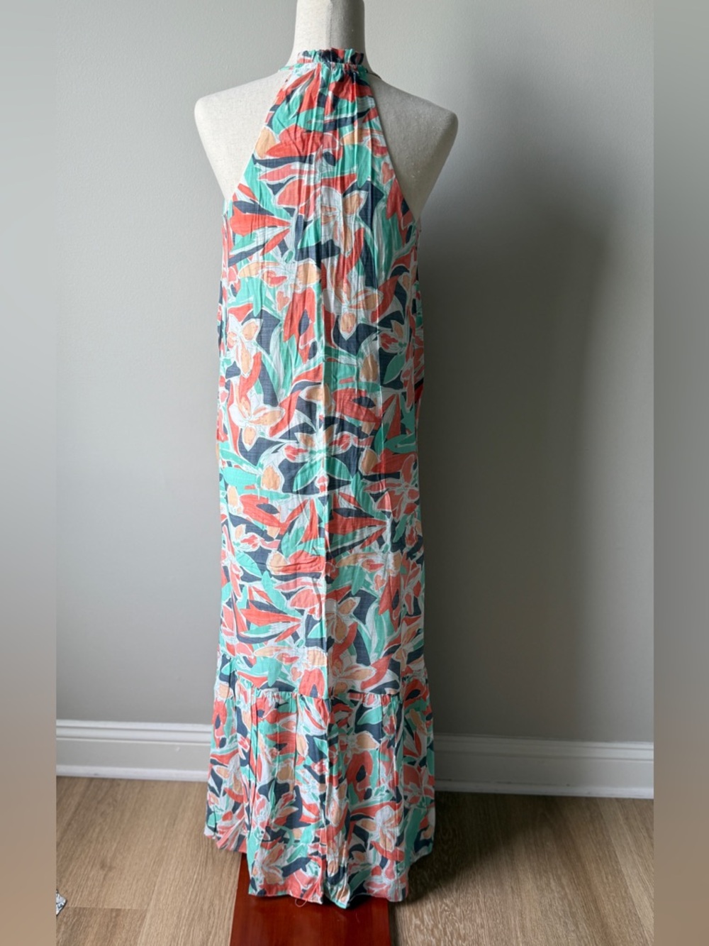 Nine West Sleeveless Maxi Dress White with Mint, Coral & Navy Tropical Print - Picture 5 of 7